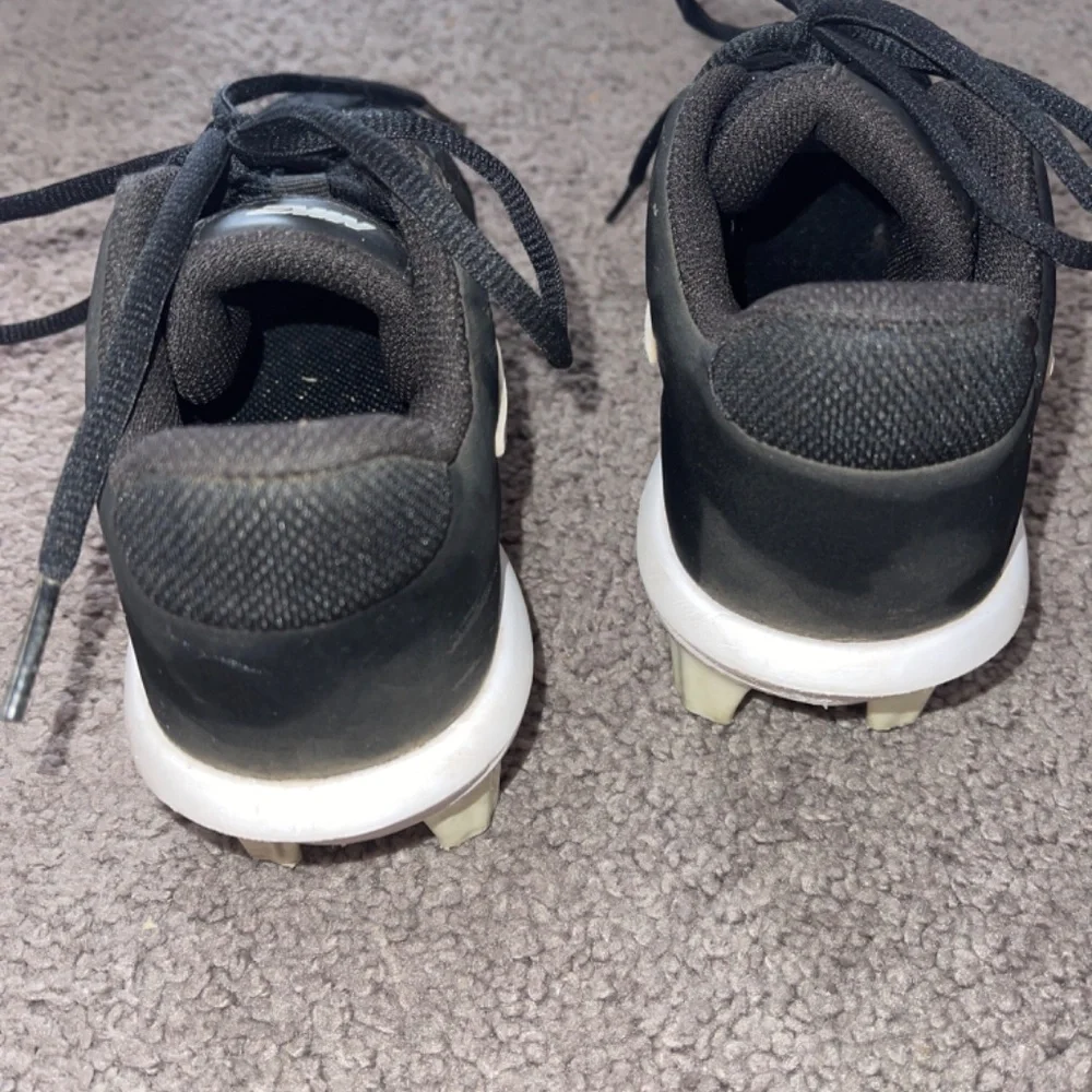 Nike youth cleats - Picture 5 of 9